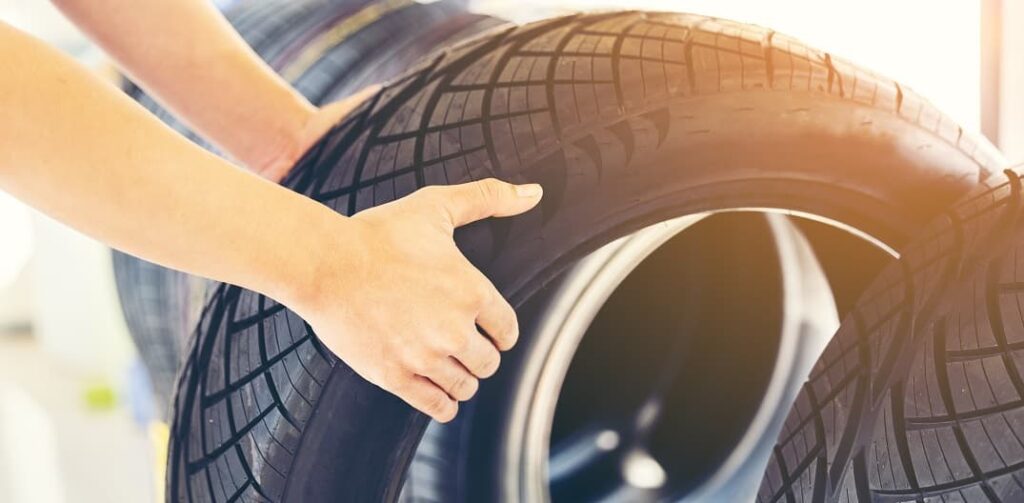 Tips to Choose the Right Tyres for Your Fleet